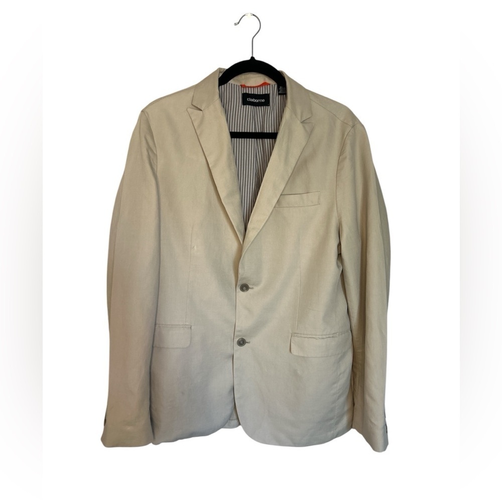 Claiborne Men's Beige Blazer